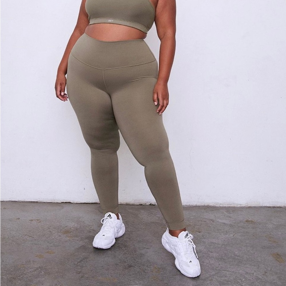 NWT Set Active Luxform Leggings - Sage Size Small